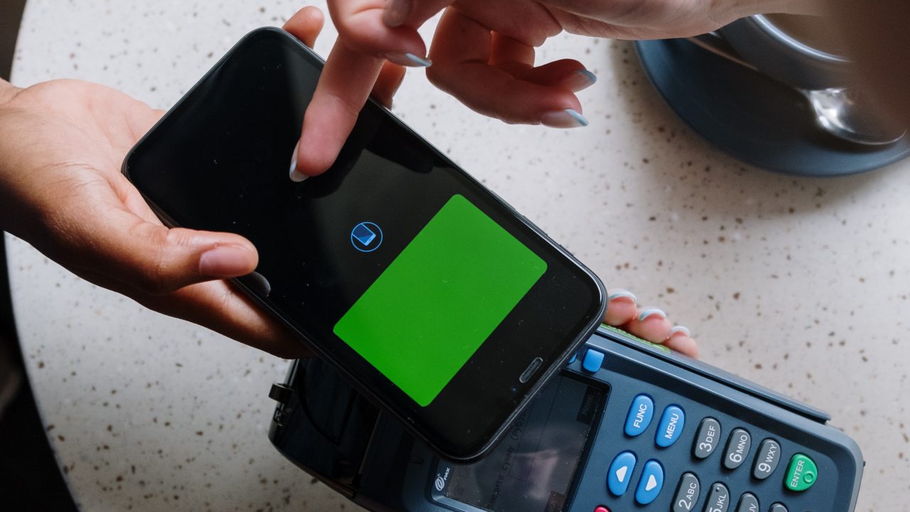 elektronik para transferi, Cash received via electronic transfer as settlement for a financial asset, electronic payment